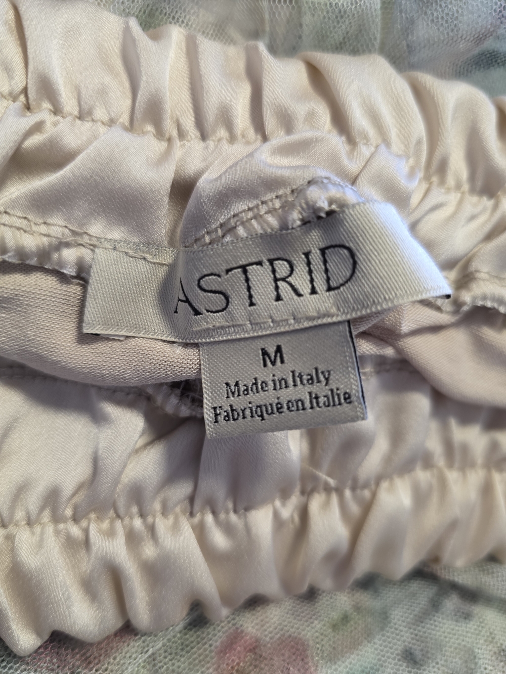 Floral Tulle Midi Skirt in Soft Beige - Picture 12 of 14